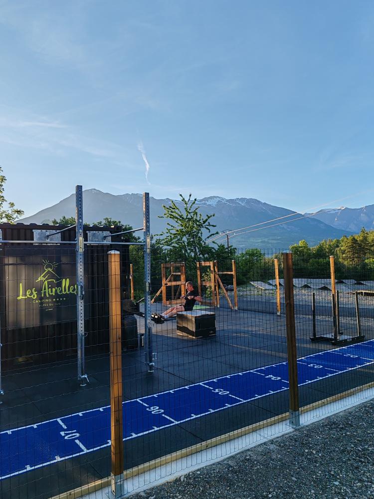 Espace EXTERIEUR croosfit/hyrox